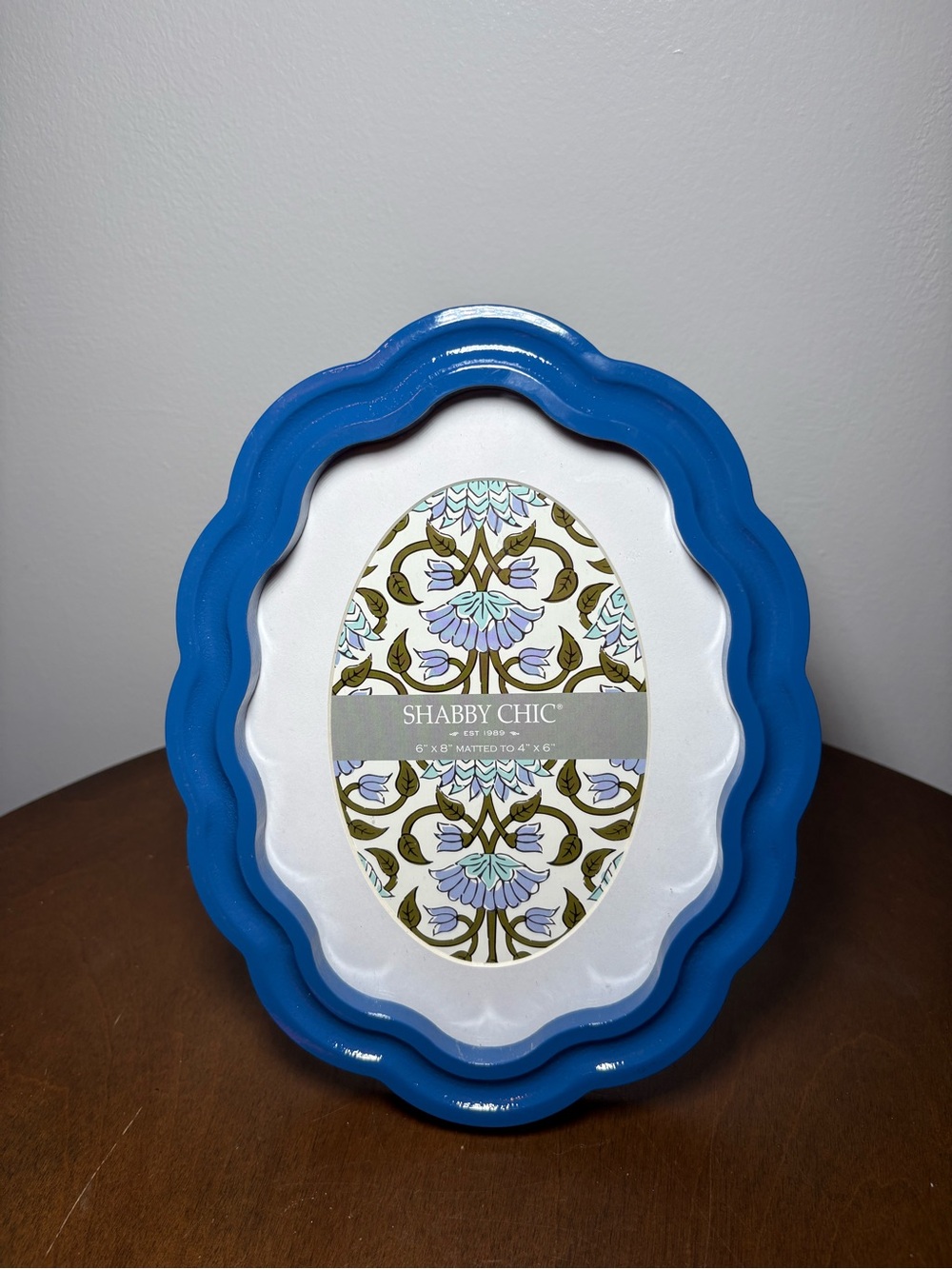 Shabby Chic Blue Scalloped Oval Picture Frame